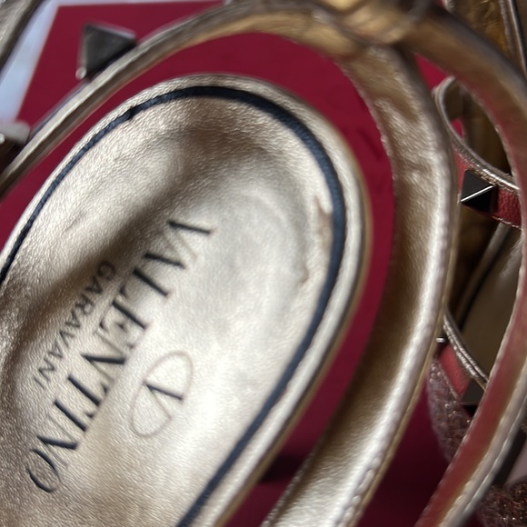 Valentino Rock Studs in Gold (100mm/3.93 inches) - Picture 4 of 5